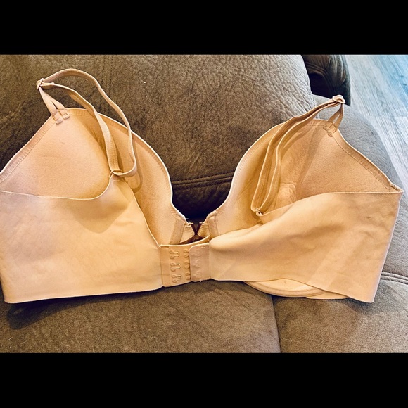 Victoria Secret Lined Demi Bra - Picture 3 of 6